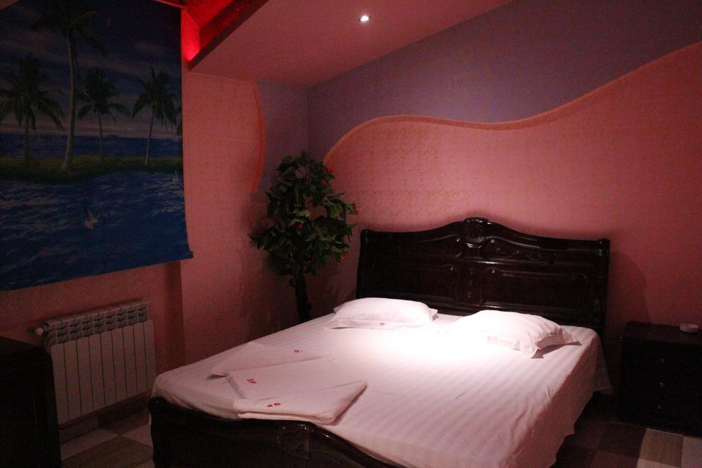 יירבאן Sochi Plaza Hotel חדר תמונה
