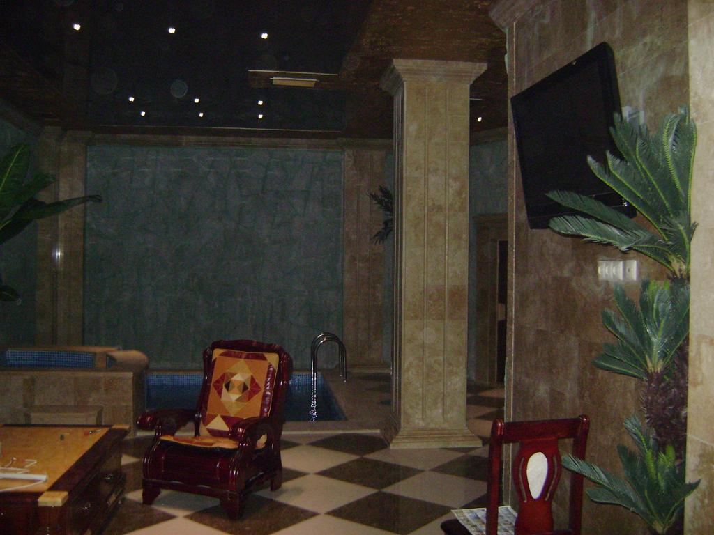 יירבאן Sochi Plaza Hotel מראה חיצוני תמונה